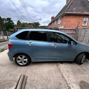 2005 Honda FR-V 5-door manual - Image 6
