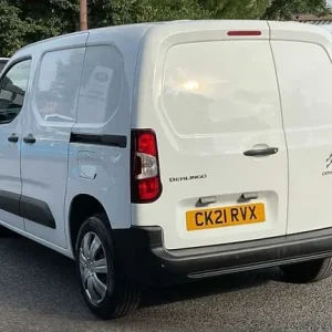 2021 Citroen Berlingo 1.5 BlueHDi Diesel Van Manual - Image 2