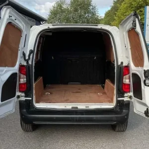 2021 Citroen Berlingo 1.5 BlueHDi Diesel Van Manual - Image 7