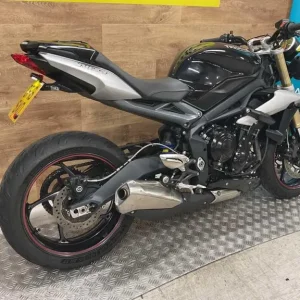 Triumph Street Triple ABS 2016 - Image 3