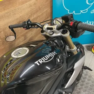 Triumph Street Triple ABS 2016 - Image 5