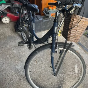 Women’s bike with basket