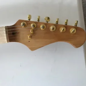 Strat style guitar - Image 5