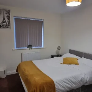 Double Room in a Quiet, Furnished House - Image 2