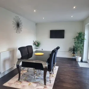 Double Room in a Quiet, Furnished House - Image 5