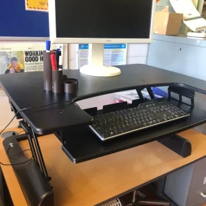 Standing desk
