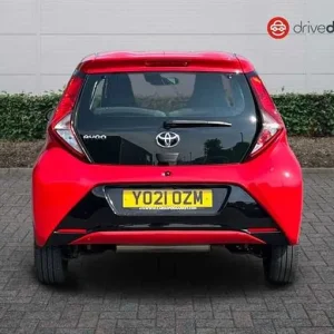 2021 Toyota Aygo 1.0 VVT-i X-Play Hatchback - Image 4