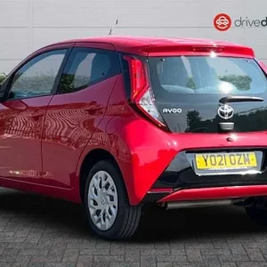 2021 Toyota Aygo 1.0 VVT-i X-Play Hatchback - Image 5
