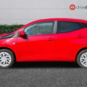 2021 Toyota Aygo 1.0 VVT-i X-Play Hatchback - Image 6