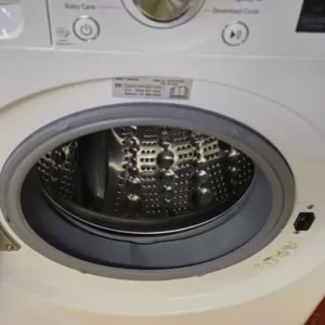 Lg 10kg direct drive washing machine in white - Image 3