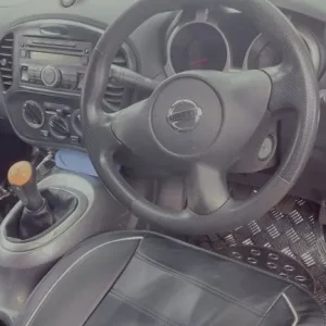 Nissan Juke 2010 5-door manual hatchback - Image 5