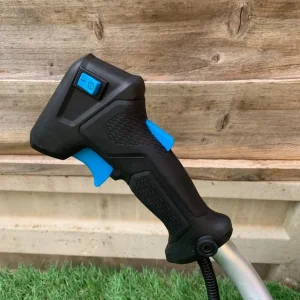 Mac Allister petrol brush cutter / strimmer - as new - Image 8