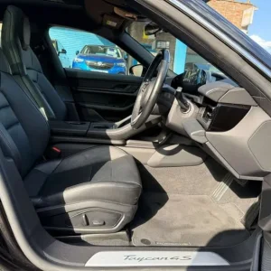 2022 Porsche Taycan 4S 79kWh 4WD Coupe - Image 4