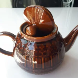 Vintage Polish Pruszkow Teapot Brown Treacle Glaze Aztec Pattern - Image 7