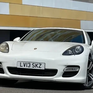 2013 Porsche Panamera 4.8T V8 Turbo Hatchback - Image 7