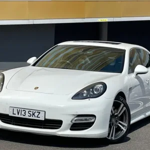 2013 Porsche Panamera 4.8T V8 Turbo Hatchback - Image 8