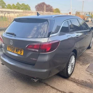 2018 Vauxhall Astra 1.6T 16V 200 Elite Nav 5dr Estate Petrol Manual - Image 7