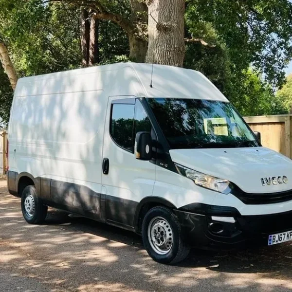 Iveco Daily 2.3 TD 12V 35S 3520 Panel Van 5dr Diesel Manual