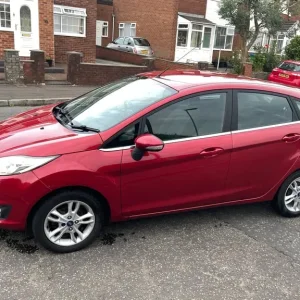 2016 Ford Fiesta Zetec hatchback manual - Image 4