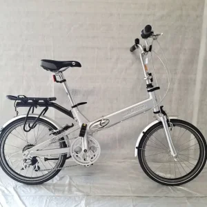 🚲 Almost New Giant Halfway Folding Bike 7-Speed Lightweight with Warranty