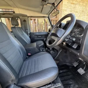 2008 Land Rover Defender XS Station Wagon TDCi Estate Diesel Manual - Image 5