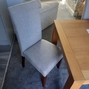 Dining table and 4 chairs - Image 2