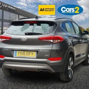 2016 Hyundai Tucson 1.6 T-GDi Premium SE 5-door Estate - Image 4