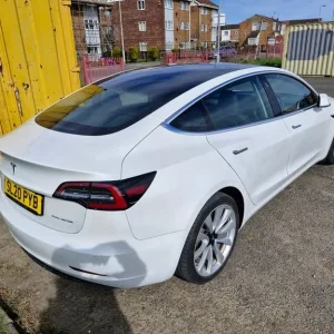 Tesla Model 3 Dual Motor Long Range 2020 - Image 5