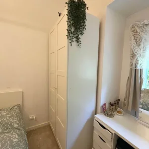 Modern White Wardrobe with Hanging Rail and Adjustable Shelves - Image 3