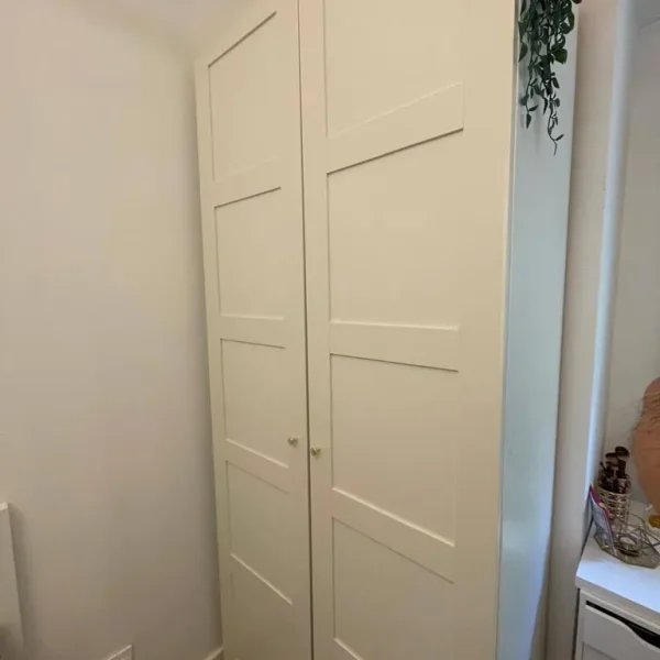 Modern White Wardrobe with Hanging Rail and Adjustable Shelves