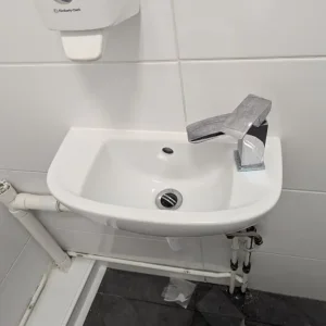 3 basin taps