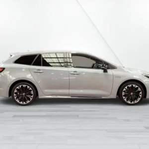 2020 Toyota Corolla GR SPORT Hybrid - Image 5