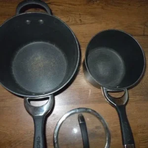 2 Circulon Pots and Frying Pan - Image 3