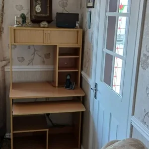 Computer desk - Image 2