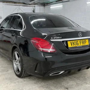 2016 Mercedes C250d AMG Line 4dr Diesel Saloon - Image 8