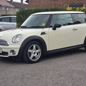 2008 MINI Hatch 1.4 One Euro 4 3dr HATCHBACK Petrol Manual - Image 4