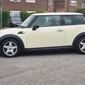 2008 MINI Hatch 1.4 One Euro 4 3dr HATCHBACK Petrol Manual - Image 5
