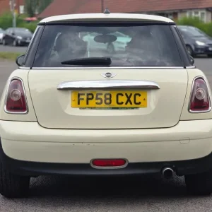 2008 MINI Hatch 1.4 One Euro 4 3dr HATCHBACK Petrol Manual - Image 8