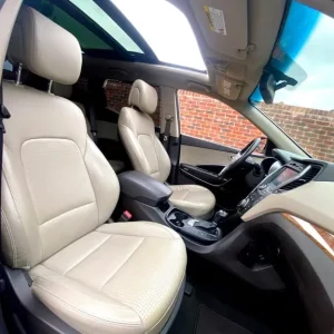 2013 Hyundai Santa Fe 2.4L Petrol 4x4 LHD | Automatic | UK Registration - Image 4