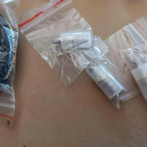 Bulk of e-cig parts – bodies, atomisers, coils, chargers - Image 3