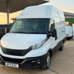 2021 Iveco Daily 2.3D HPI 14V 35S 3520 Panel Van 5dr Diesel Manual MWB High Roof Euro 6 - Image 6