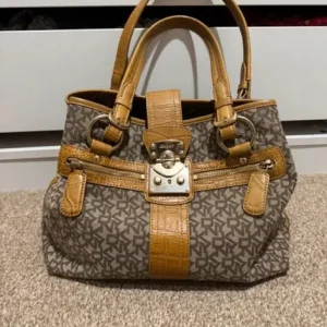 Vintage DKNY Handbag - Image 2