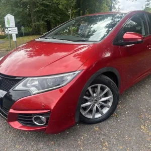 2015 Honda Civic 1.6 i-DTEC SE Plus 5-door Hatchback Diesel Manual with Nav - Image 3