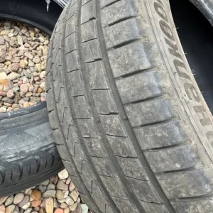 Car Tyre 205 55 16 - Image 2