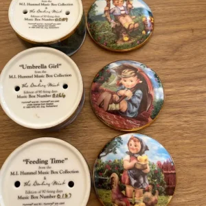 Music boxes by M I Hummel - Image 3