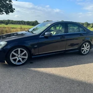 2012 Mercedes-Benz C250 CDI BlueEFFICIENCY Sport 4-door Auto - Image 3