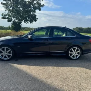 2012 Mercedes-Benz C250 CDI BlueEFFICIENCY Sport 4-door Auto - Image 4