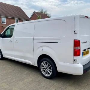 2019 Vauxhall Vivaro 1.5D Sportive with 12-month Mot and 107k miles - Image 3