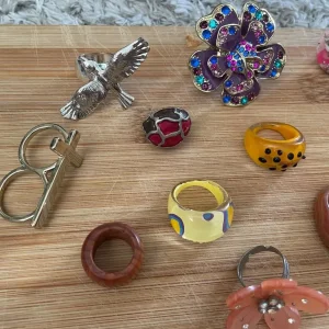 Selection of rings - Image 3