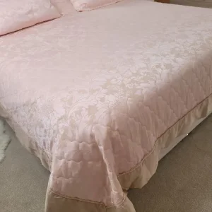 Sanderson Brocade Bedspread - Image 4